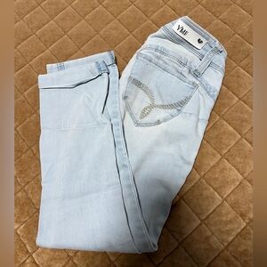 Size 0 YMI Wanna Betta Butt Skinny Jeans